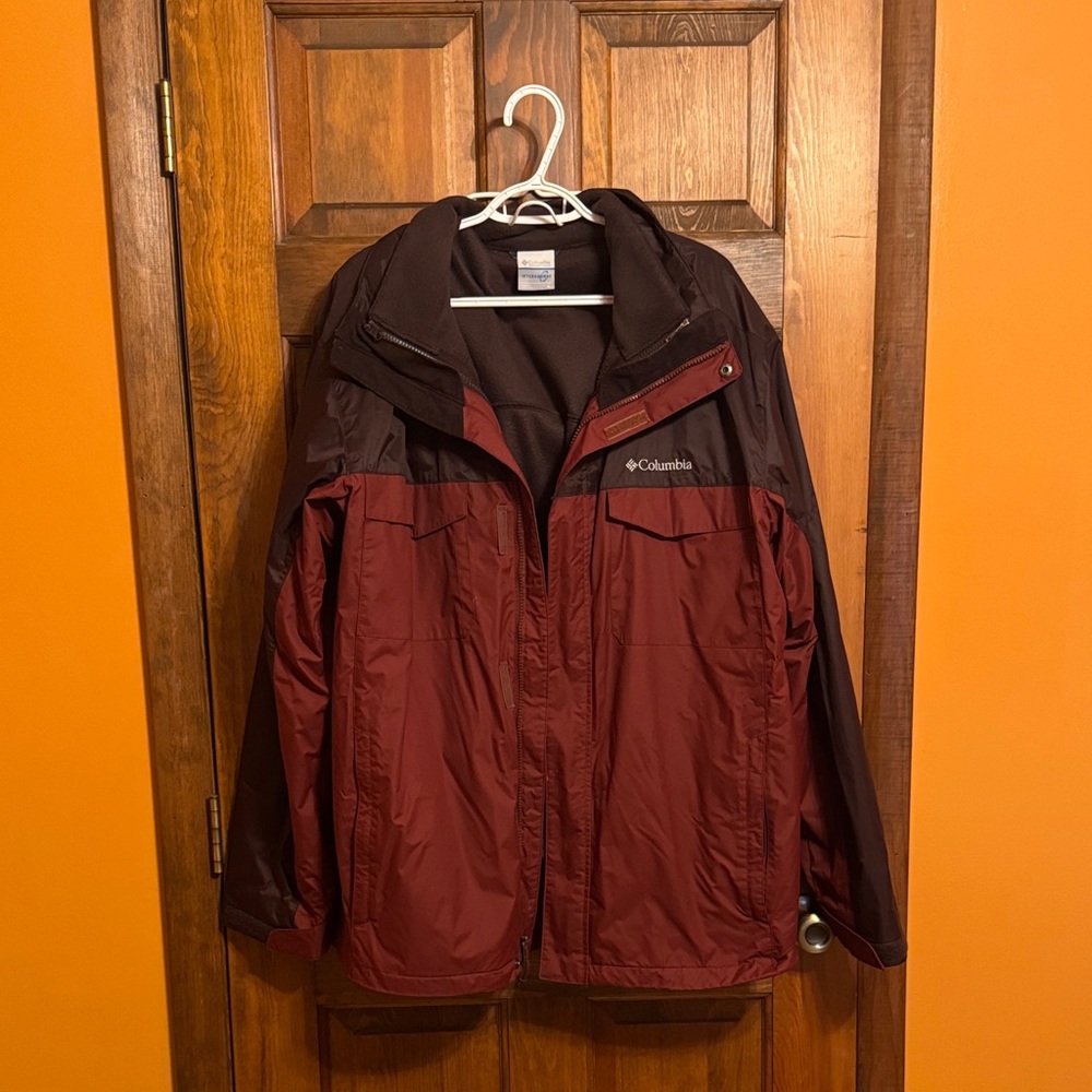 Columbia Men's Burgundy and Brown Performance Jacket (Interchange)